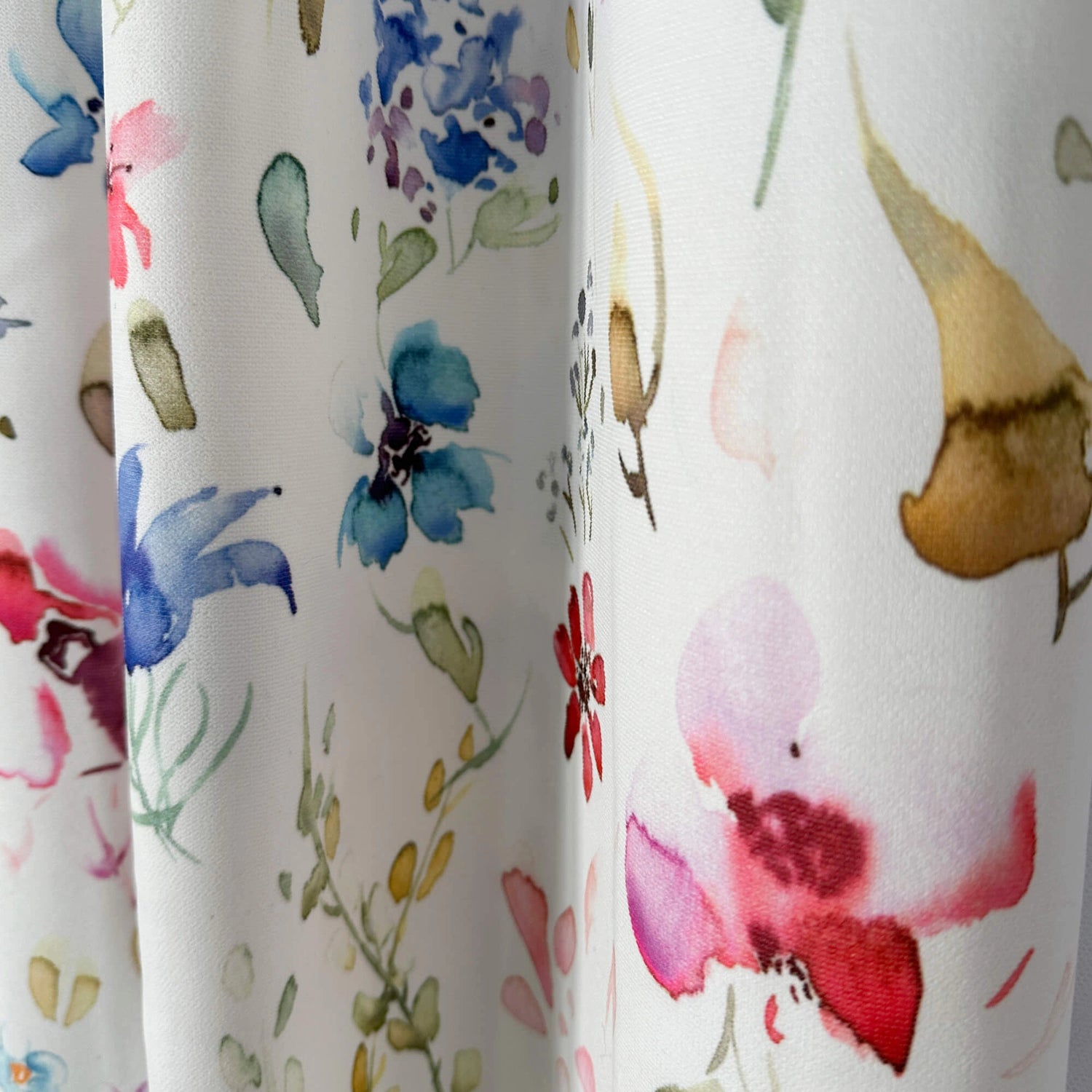 Kitchen Curtains Set with Small Wildflowers Design