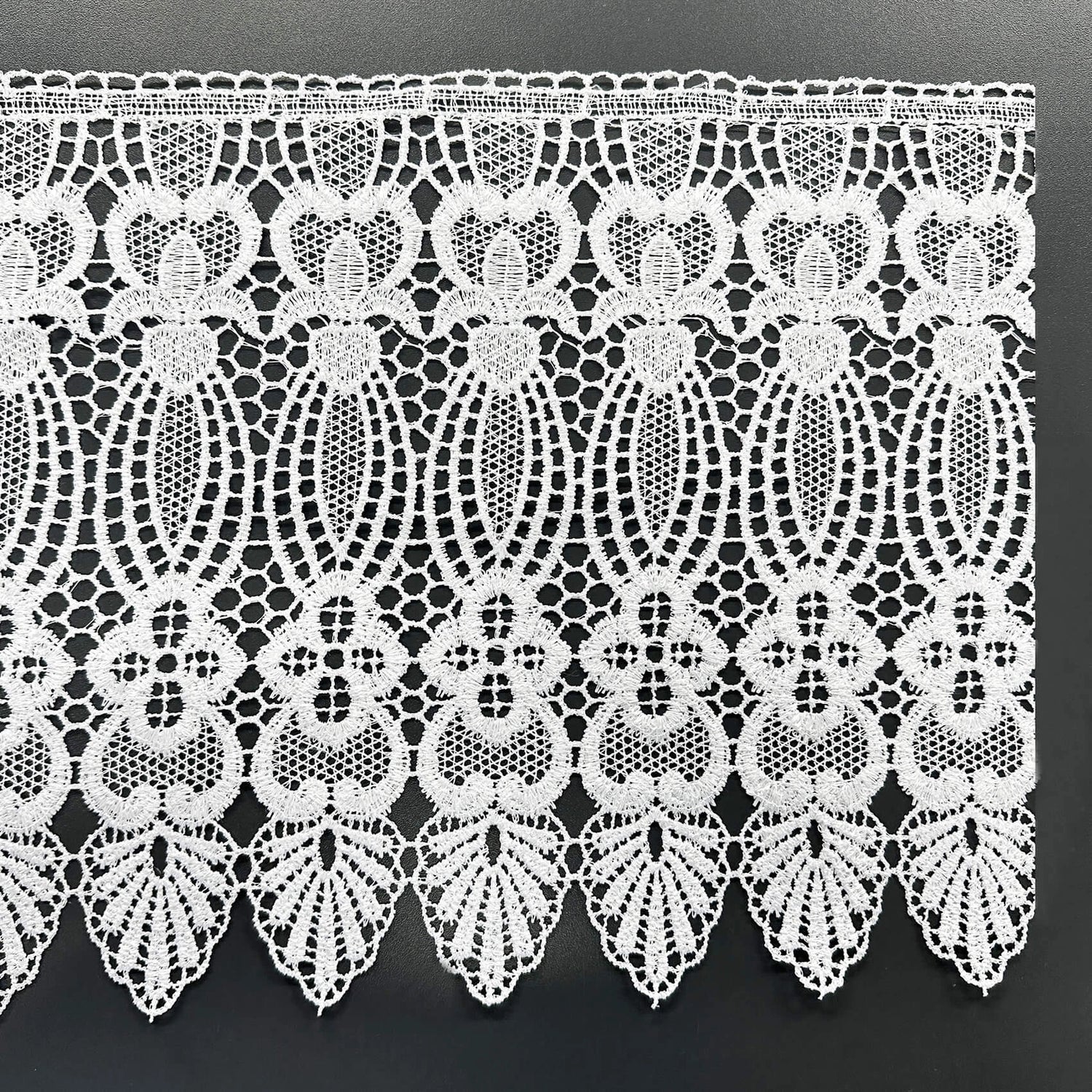 Lace Trim Scalloped White