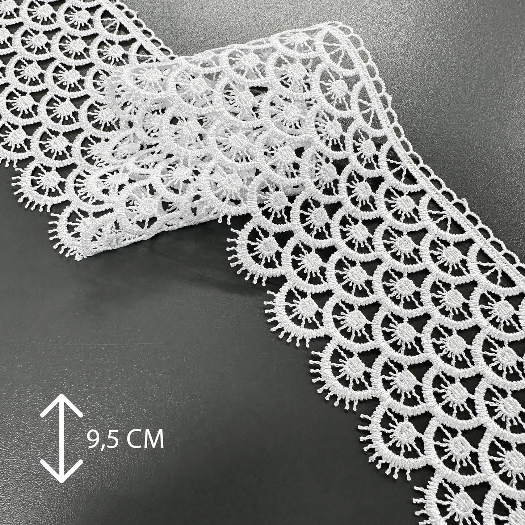 Lace Trim Scale-Shaped Scalloped White