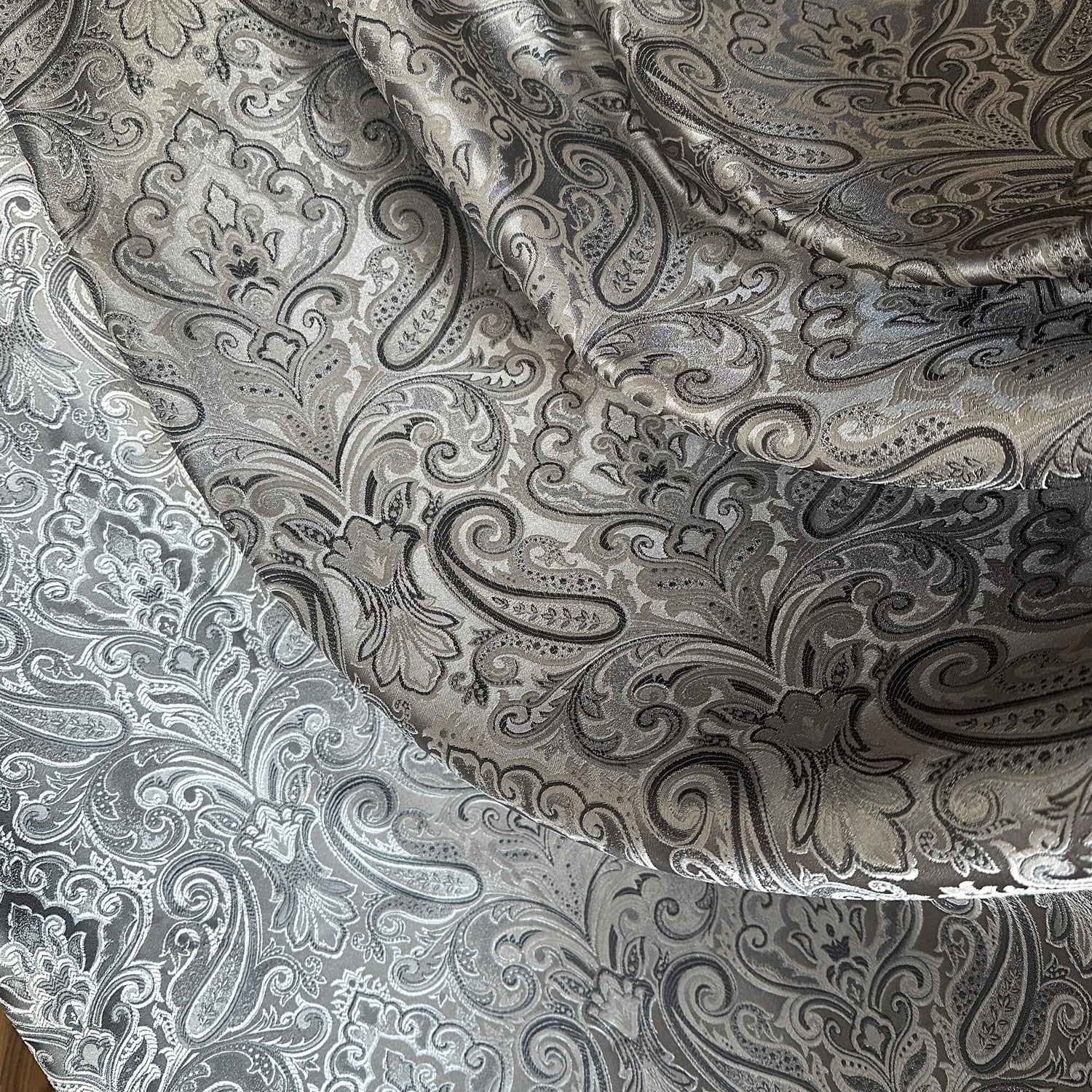 Curtains fabric gray Paisley 