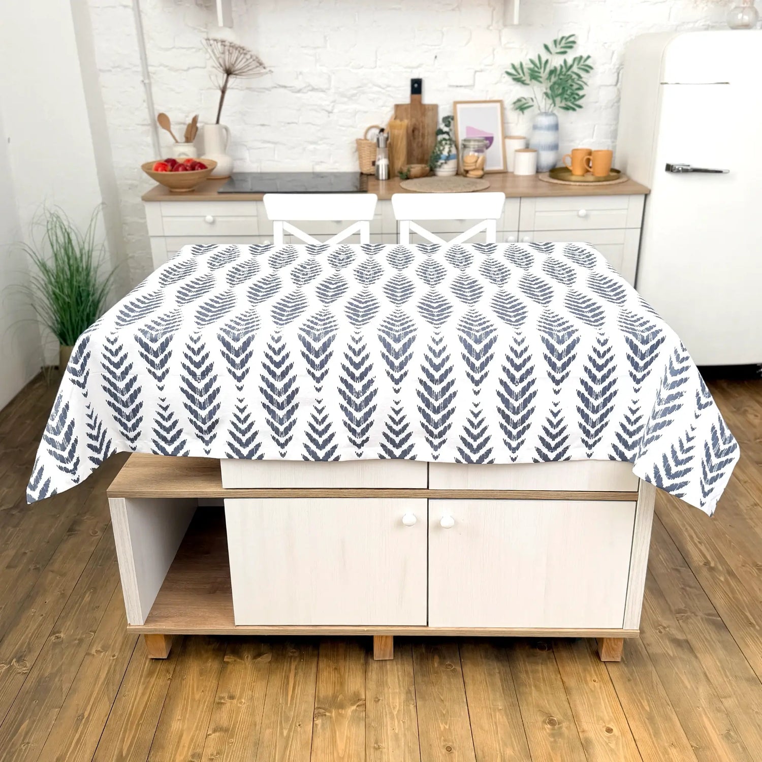 Cotton Wipeable Tablecloth, Blue Floral Waterproof 