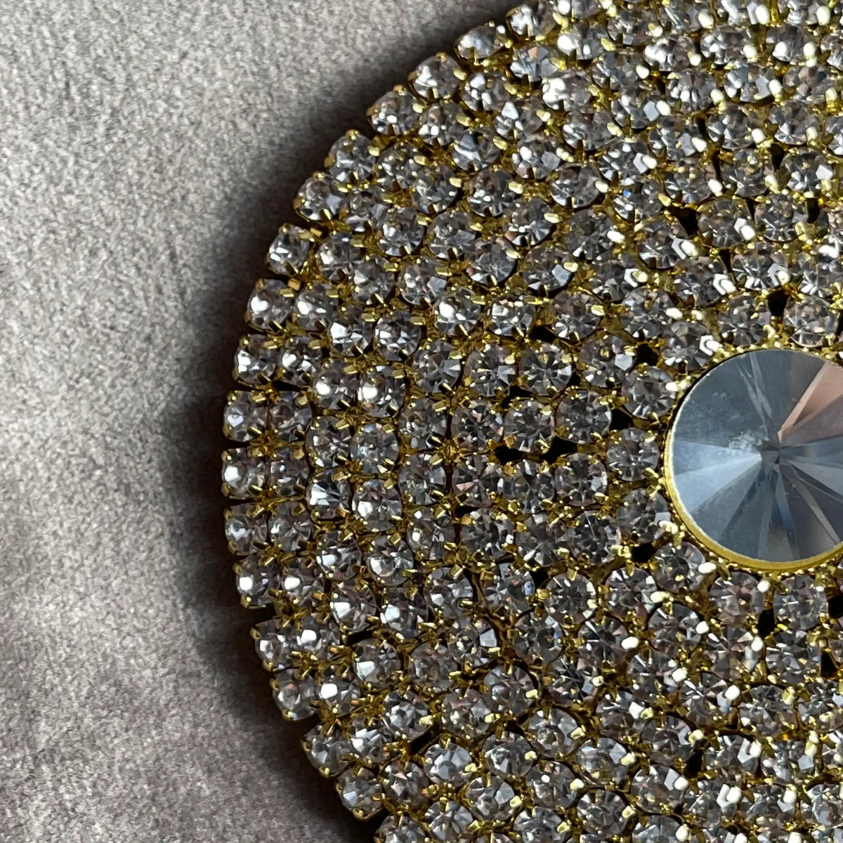 Curtain Tieback magnet with Rhinestones, Round Gold 
