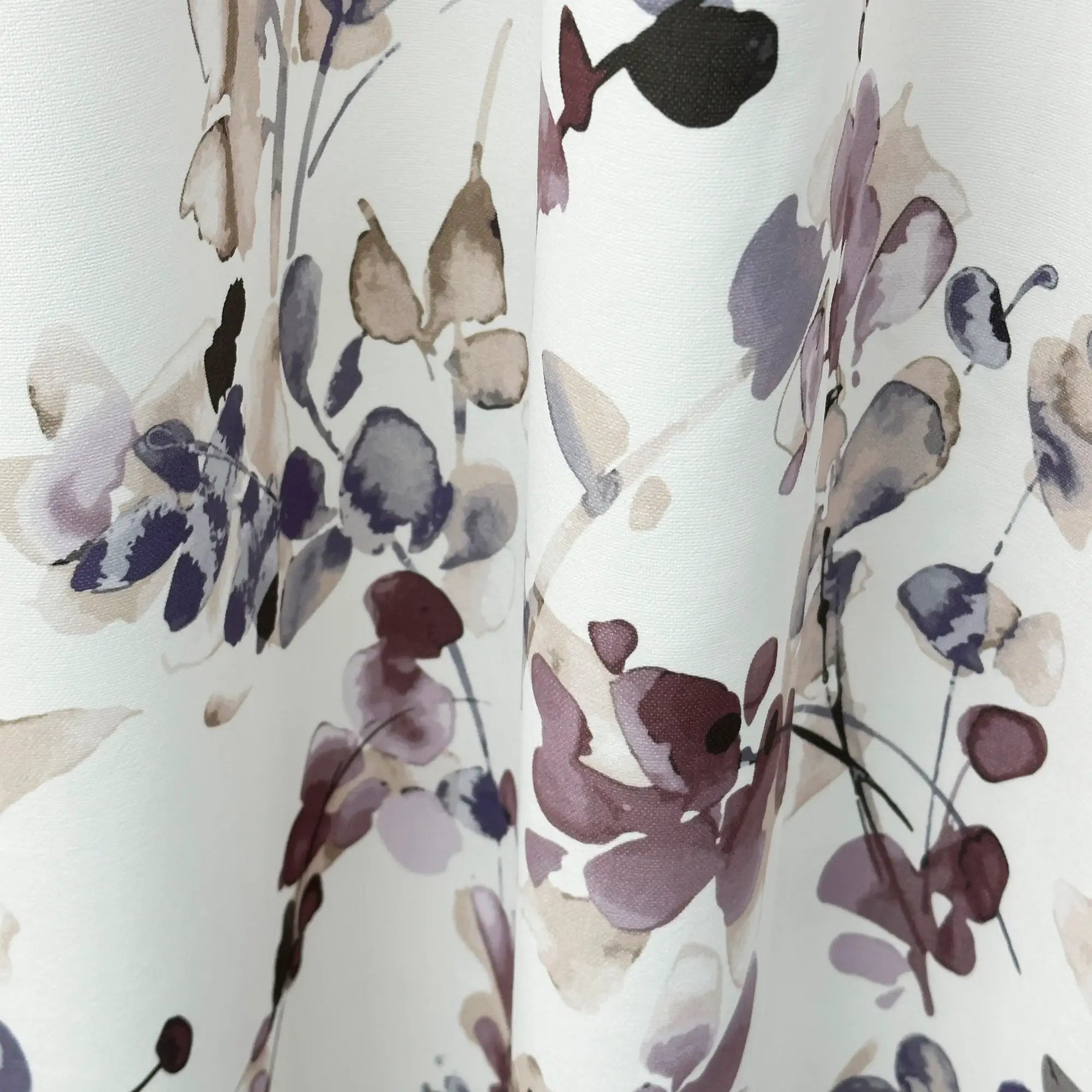 fabric for Cottage Curtains Floral Patterned with Watercolor Branches 