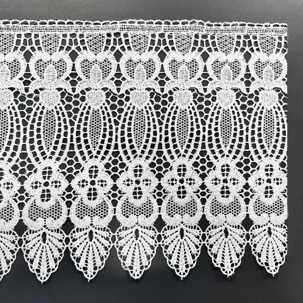Lace Trim Scalloped White