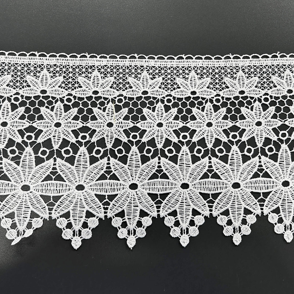Lace Trim Floral Scalloped White