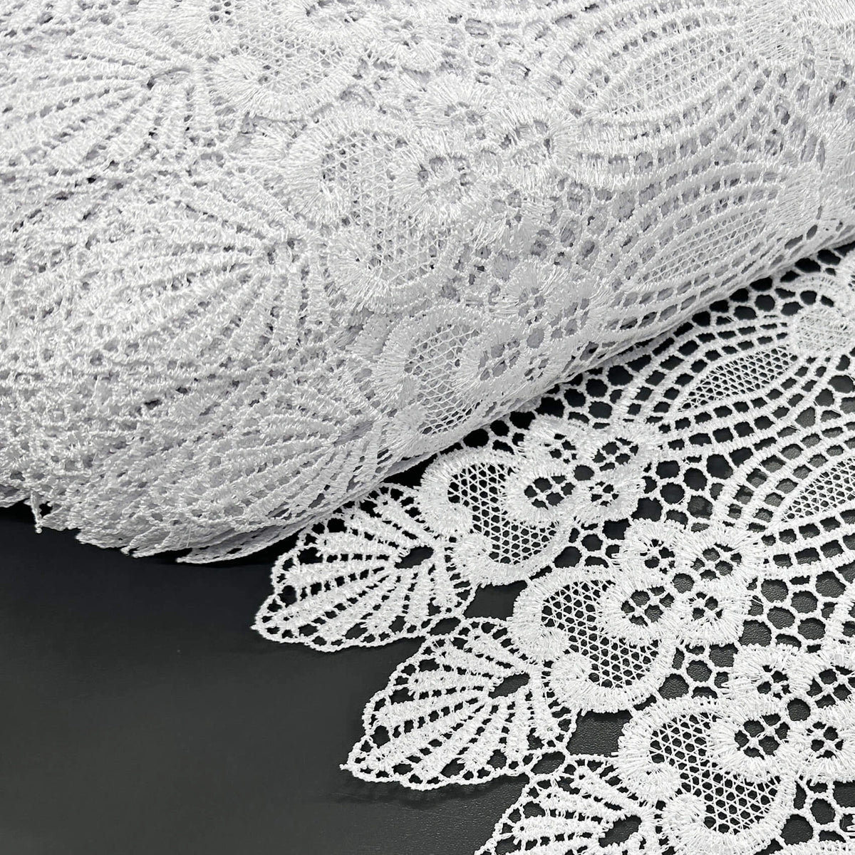 Lace Trim Scalloped White