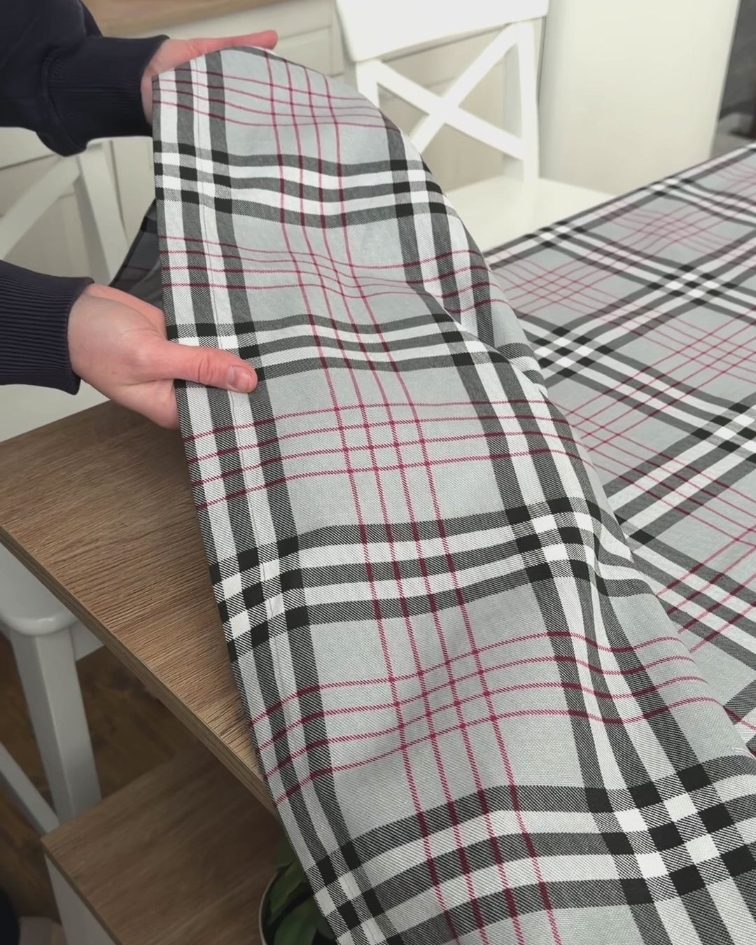 Waterproof Classic British Style Linen Gingham Tablecloth, Gray Plaid