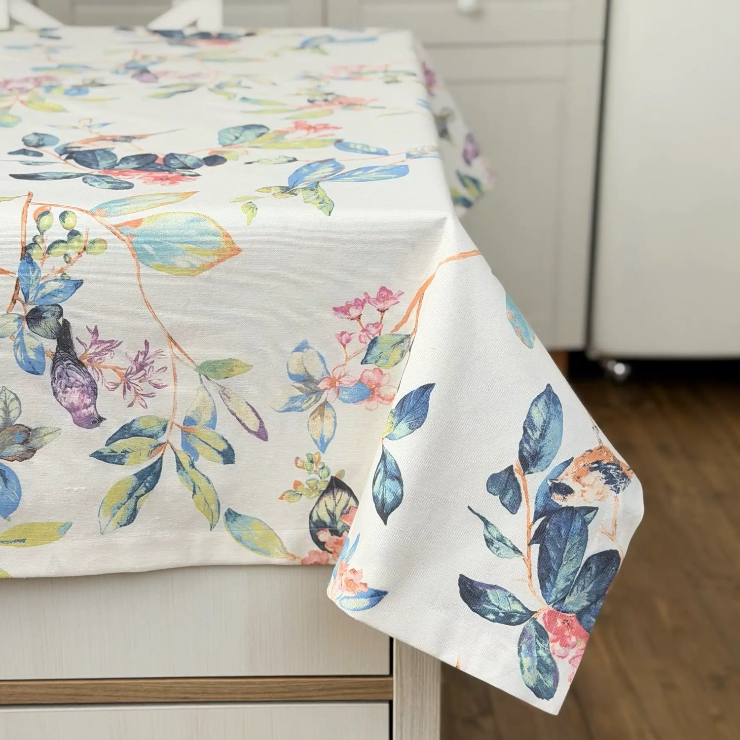 Linen Tablecloth Waterproof Wipeable, Botanical Bird Table Cover, Cottage Style