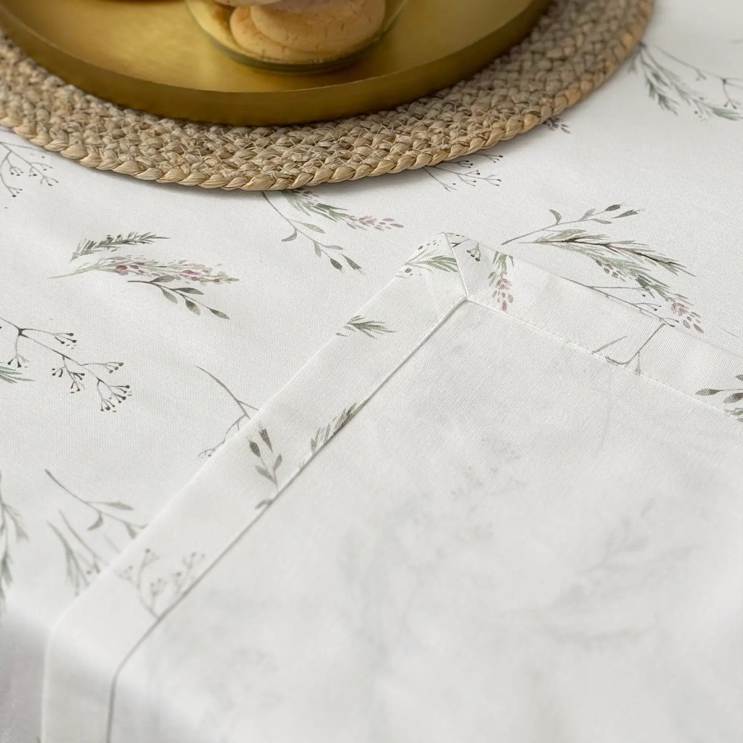 Linen Tablecloth Waterproof Wipeable, Botanical Floral Table Cover, Cottage Style