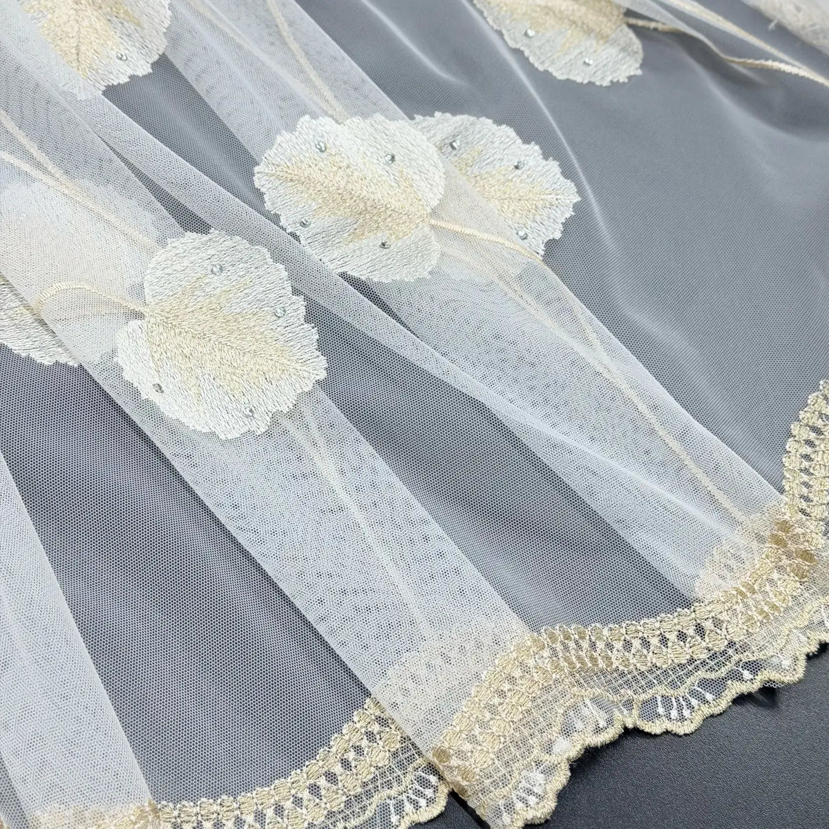 Luxury European Style Elegant Off-White Sheer Lace Curtains with Embroidery