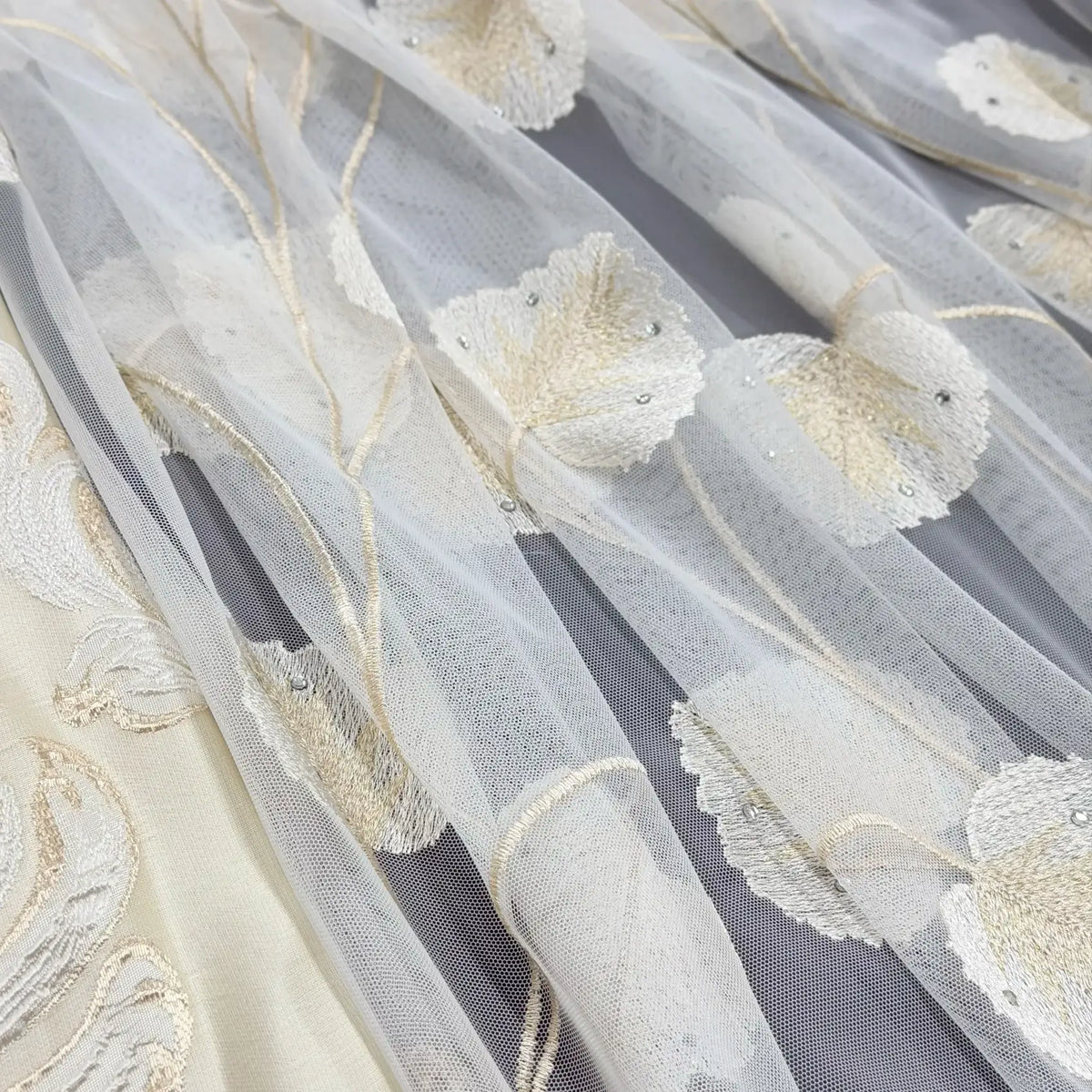 Luxury European Style Elegant Off-White Sheer Lace Curtains with Embroidery